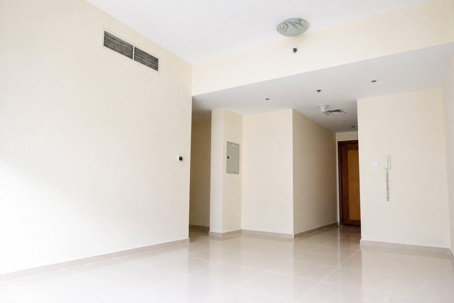 Spacious 1BHK | Balcony | Closed Kitchen