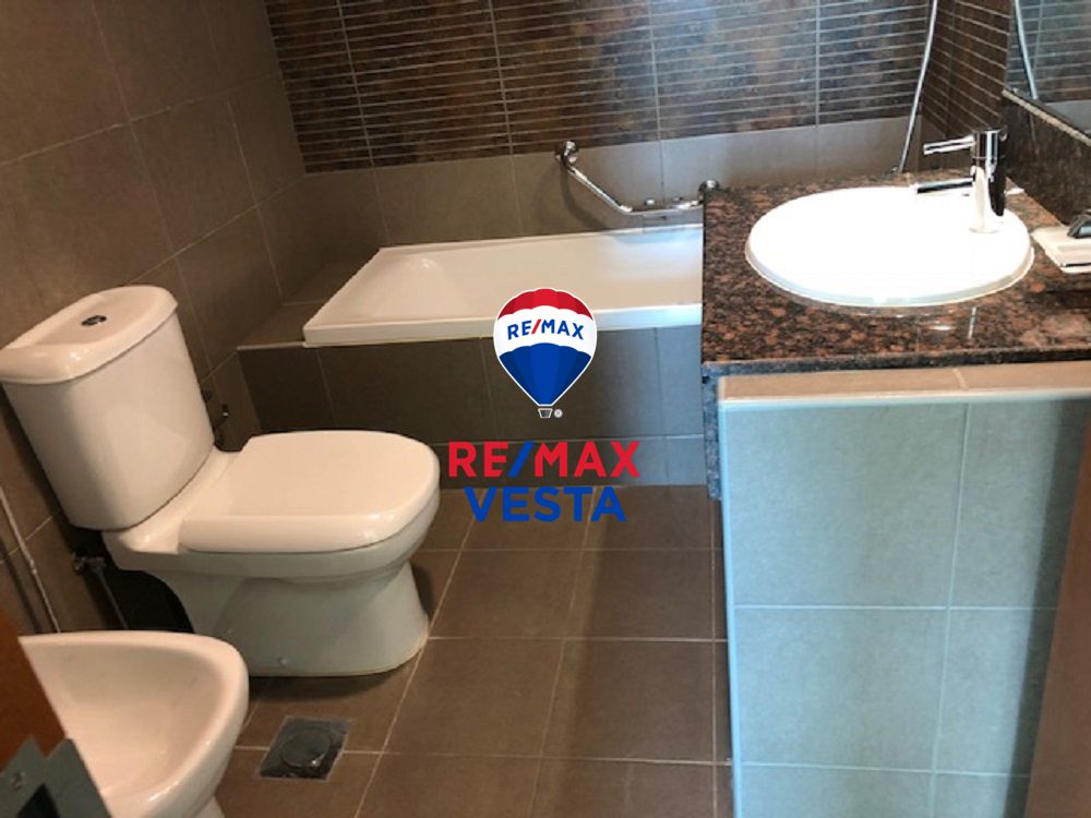 Mid Floor | Sea View | Large Balcony | Ample Layout | Rent Refund