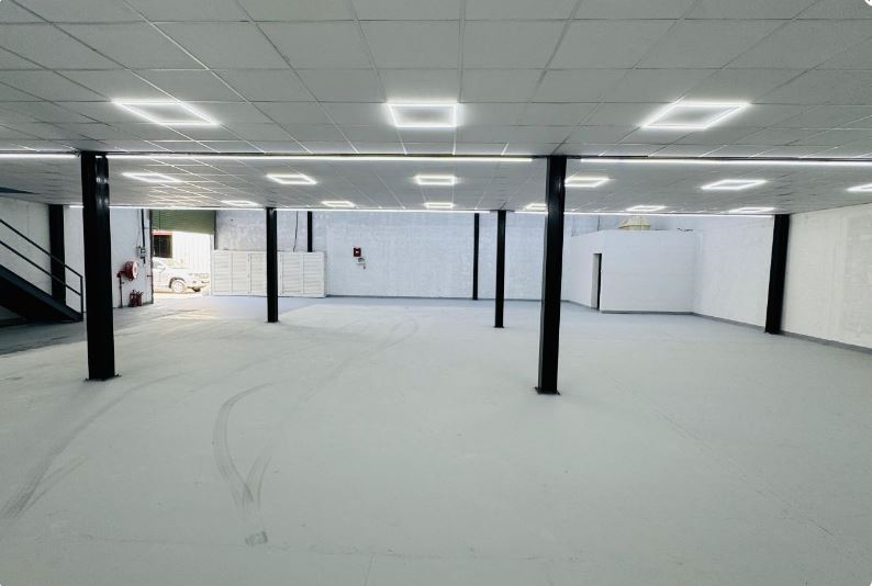 SPACIOUS WAREHOUSE | AL QUOZ | PRIME LOCATION