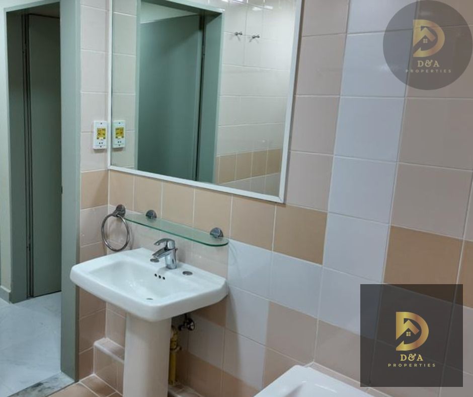 Premium 2 Bedroom Apartment in Golden Sands 7, Al Mankhool, Bur Dubai | NO COMMISSION