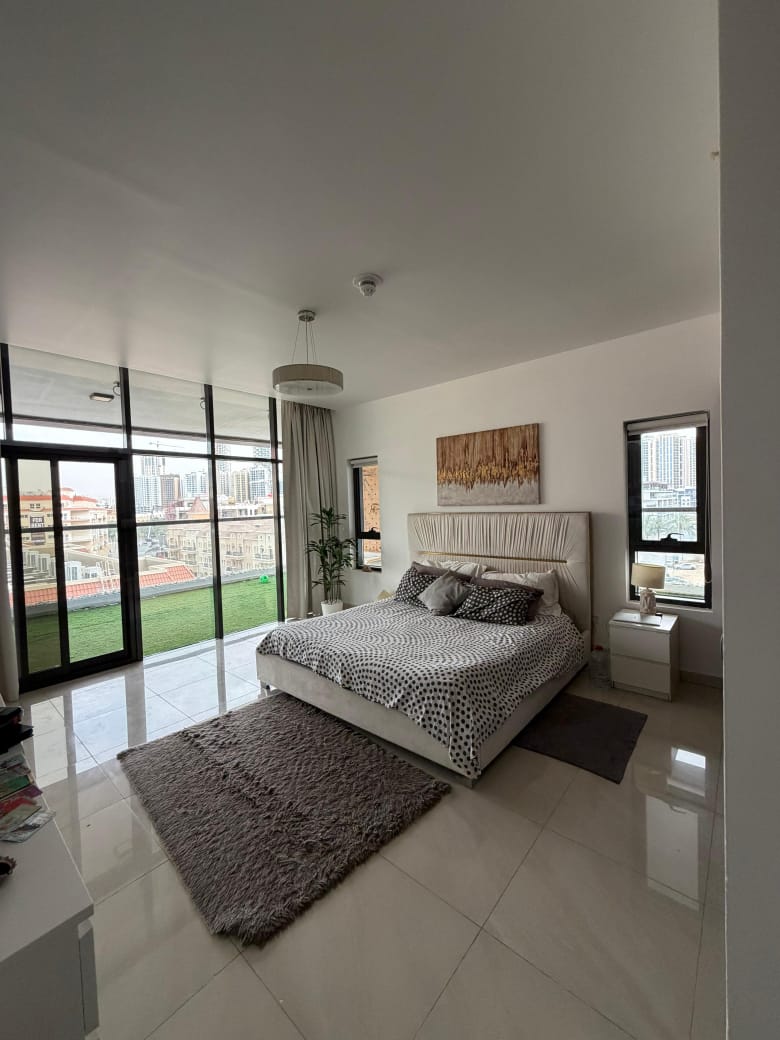 Furnished or Unfurnished Option | Corner Unit | Spacious Layout