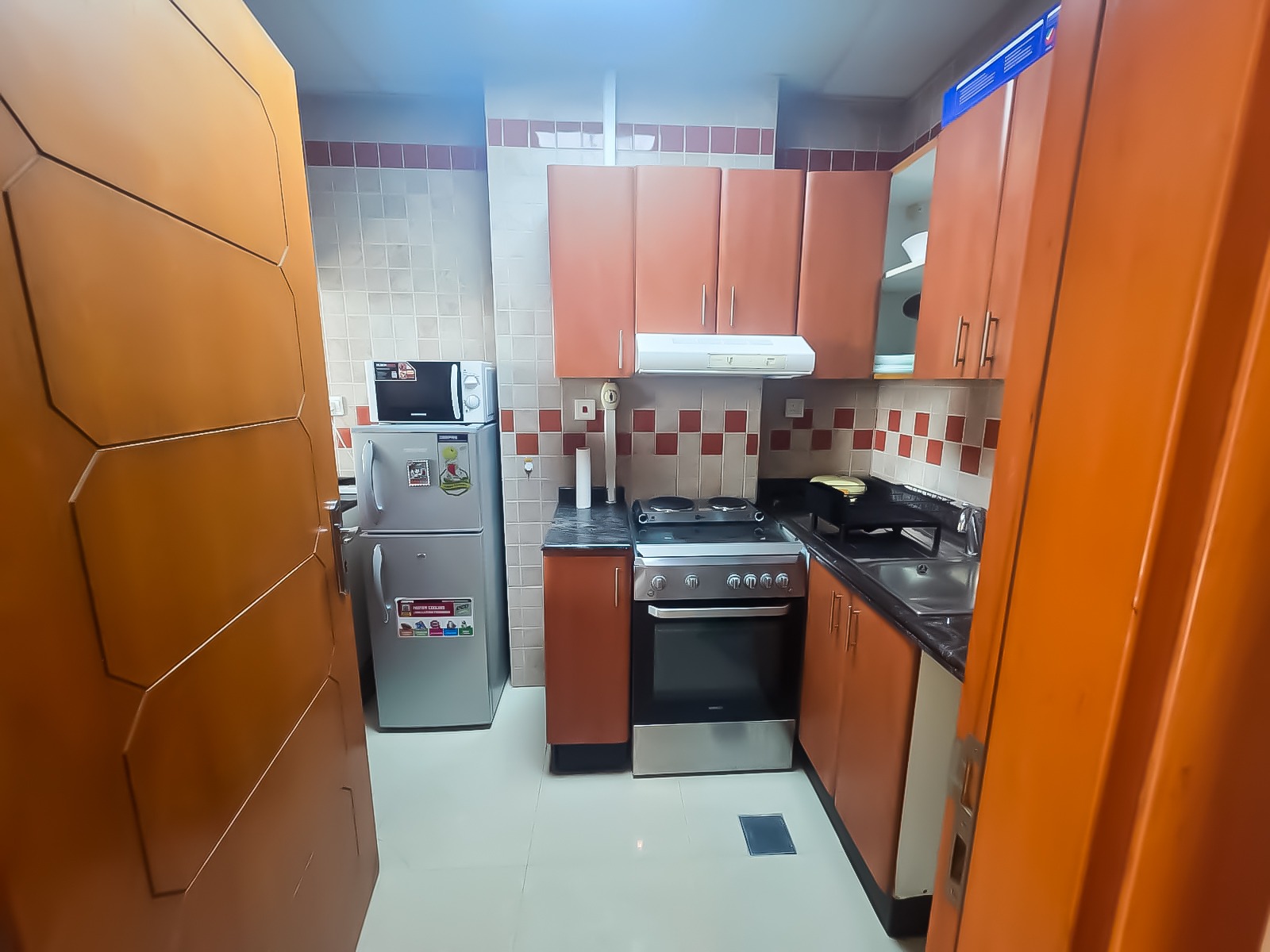 Next to Metro| Near Almaya Supermarket | Prime Location