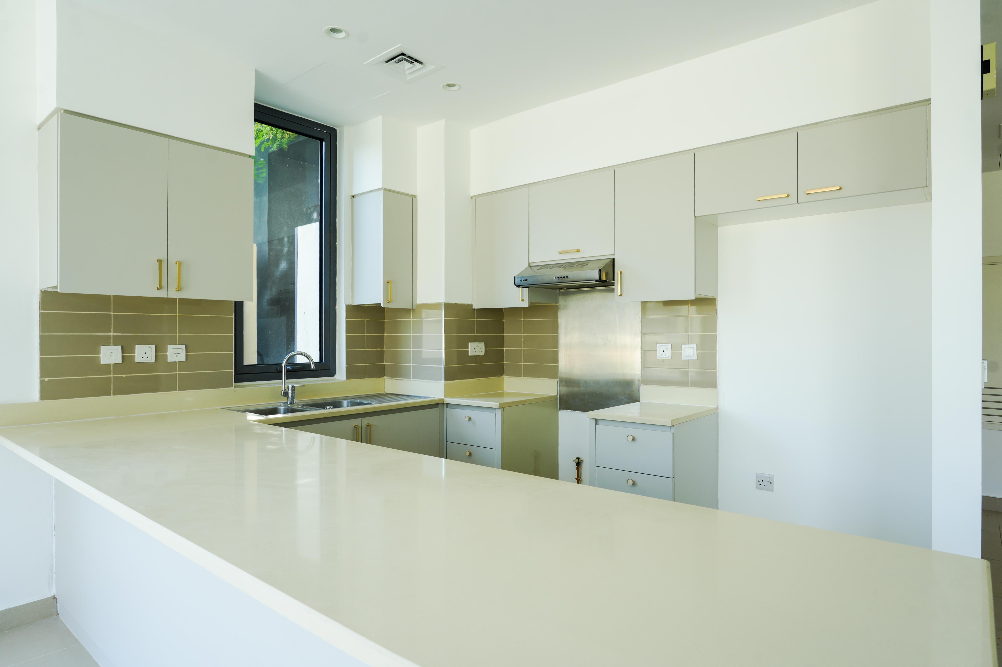 5 Bedroom +Maid | Single Row