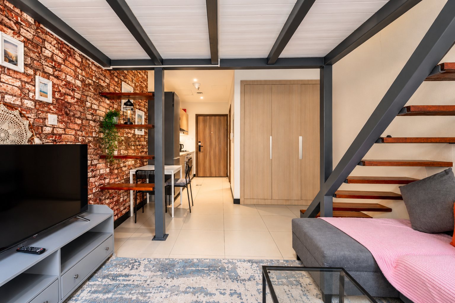 Furnished studio in Aria Residence