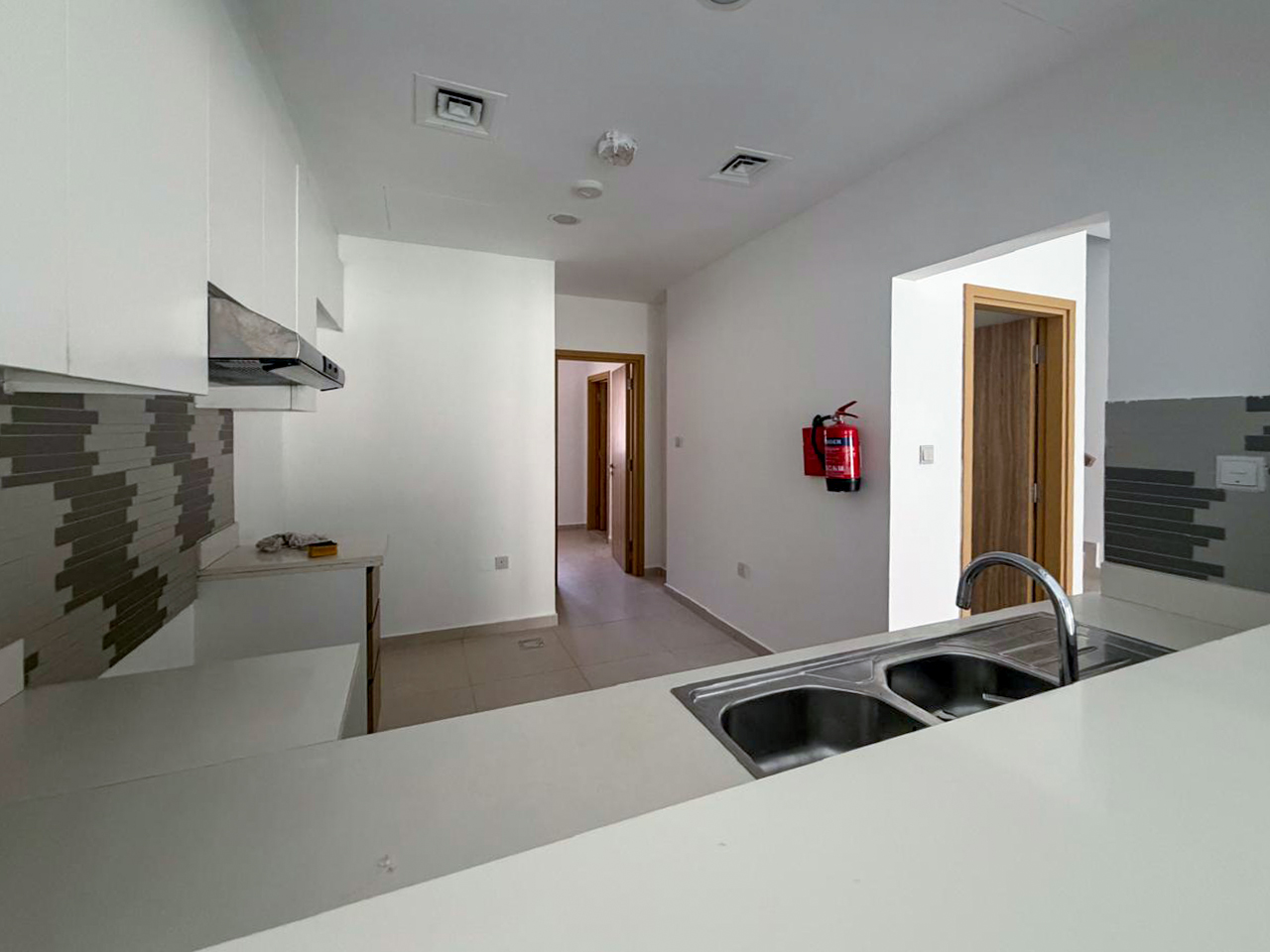 Bright | Spacious Layout | Close to Park