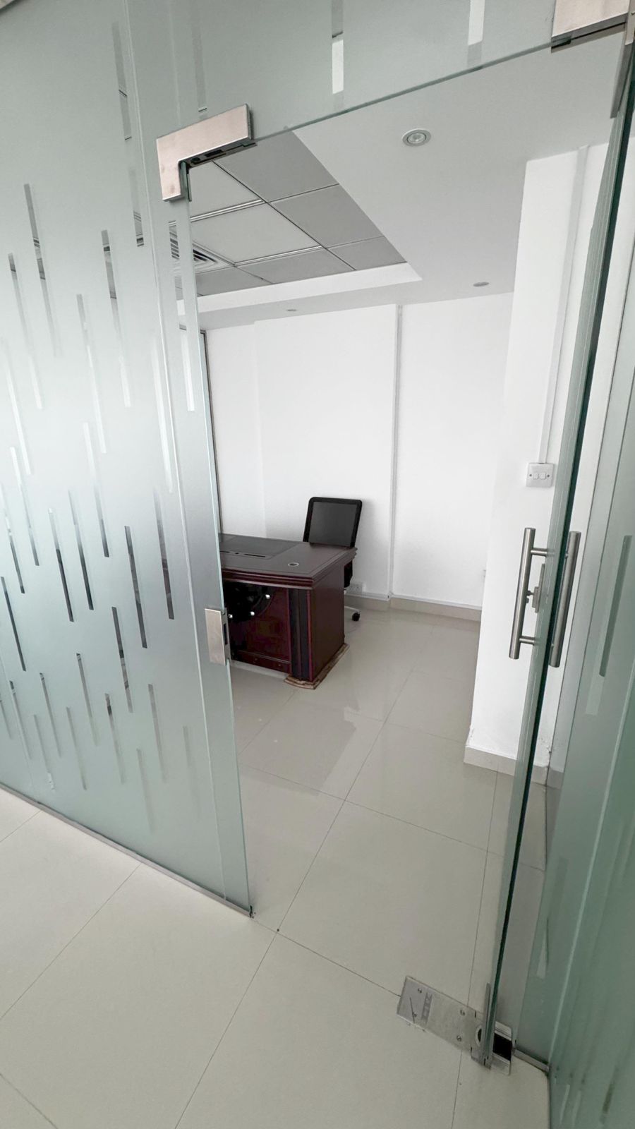 Fitted Office | Canal View | High Floor · image 7