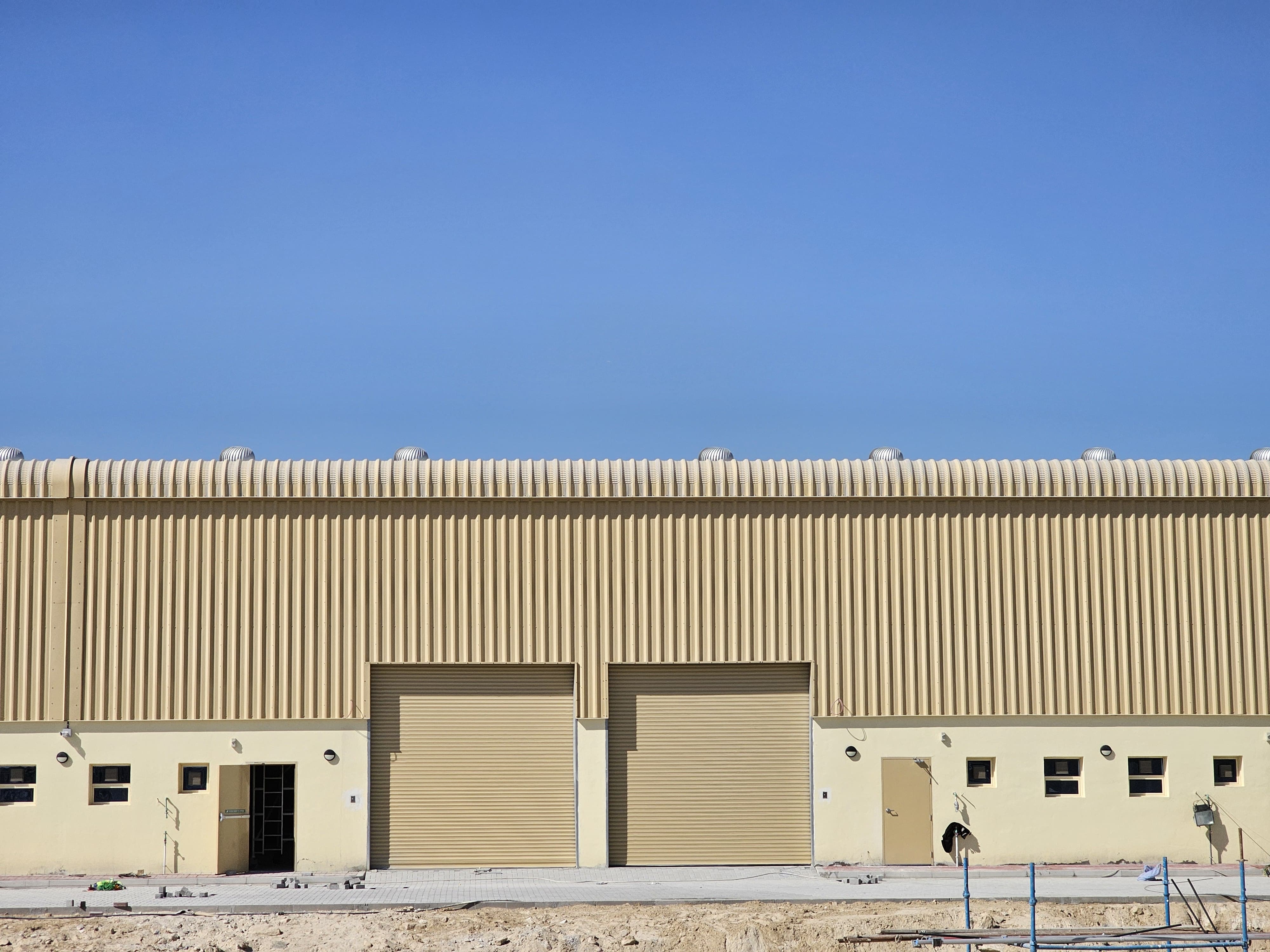 SPACIOUS WAREHOUSE | JABAL ALI | PRIME LOCATION