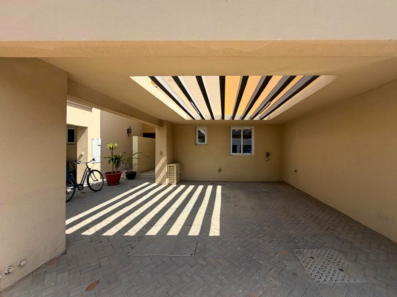Bright | Spacious Layout | Close to Park