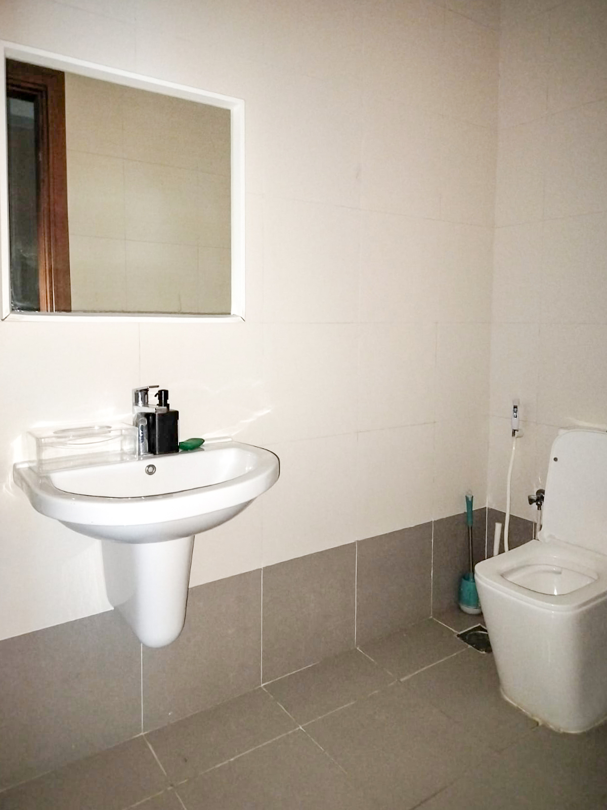 Fully Furnished | Prime Location | Ready to Move
