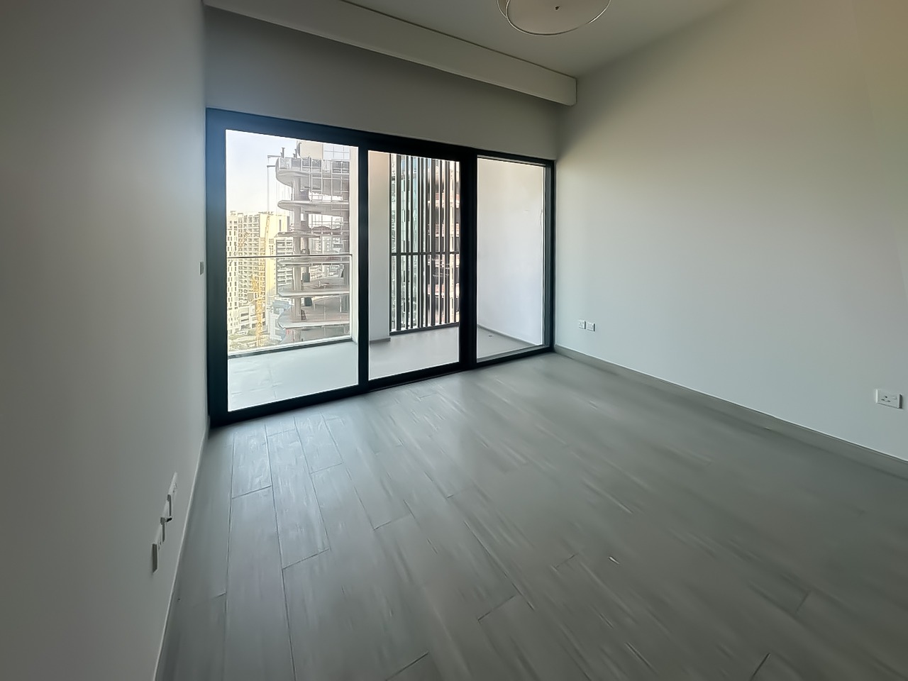 Elegant 1BR Apartment | Full Burj Khalifa View | 2 Bathrooms