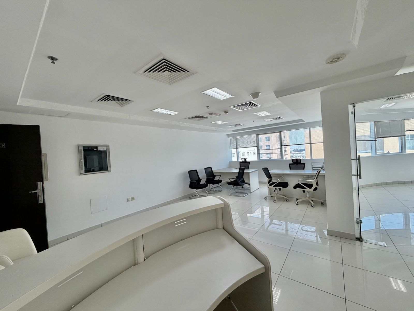 Near Mall of Emirates | Independent Fitted Office