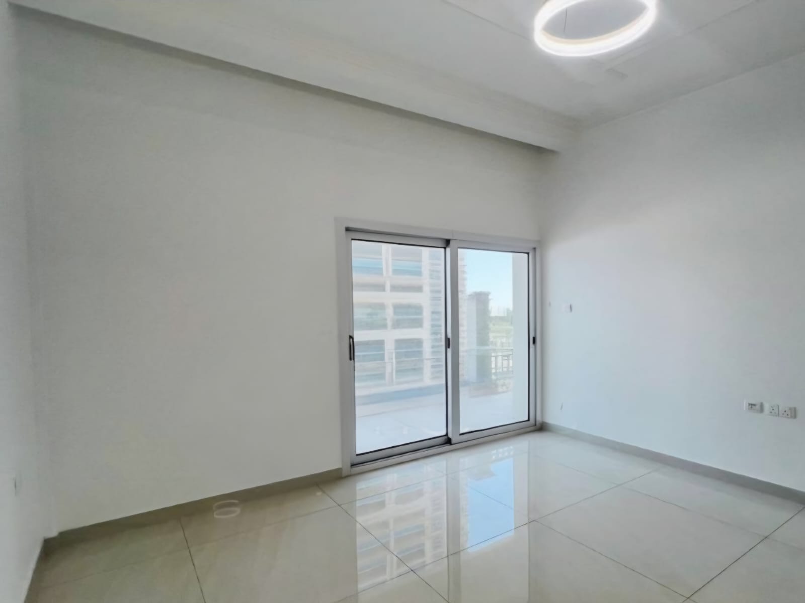 Bright Apartment | Spacious Layout | Open View