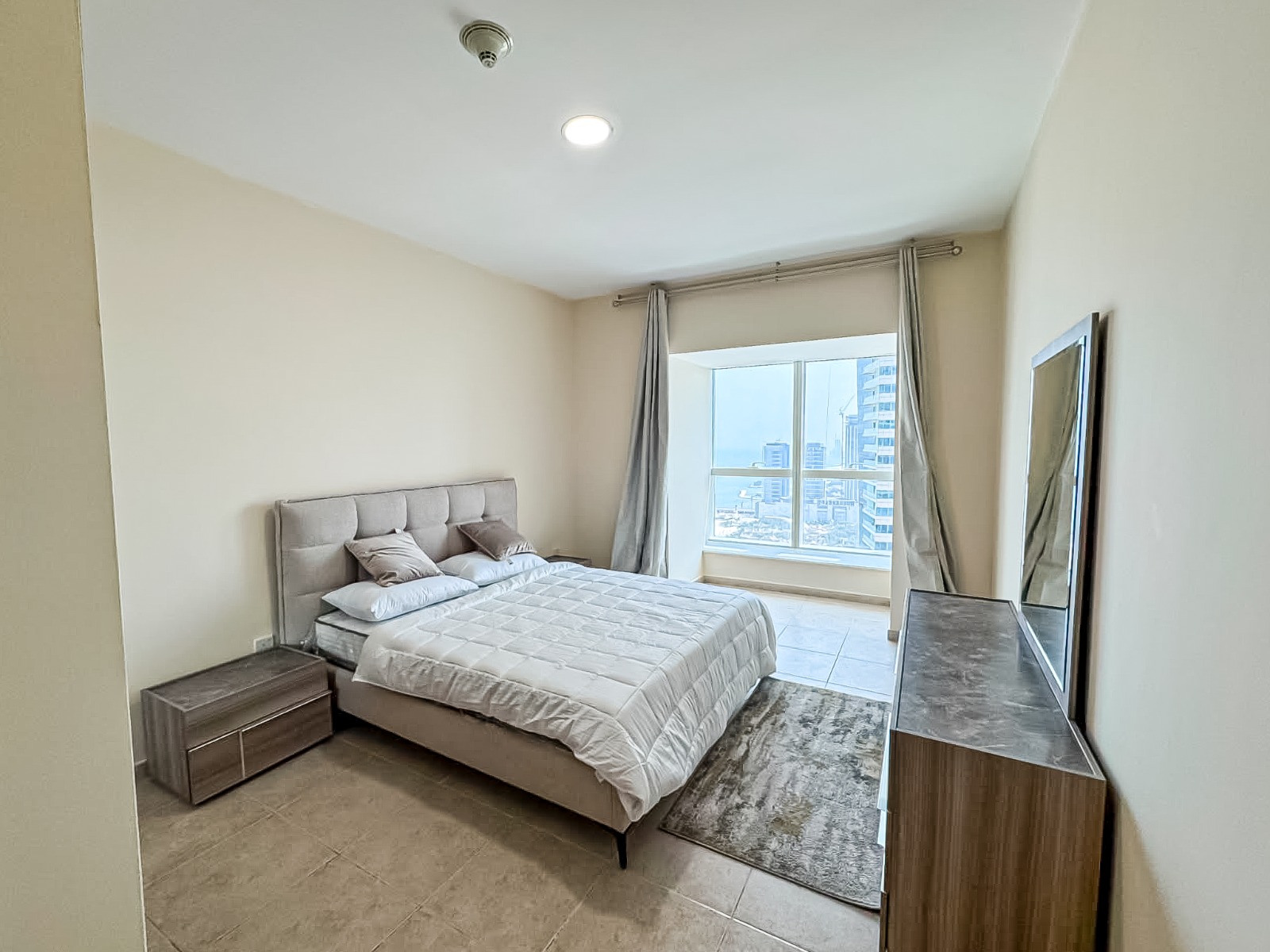 Elegant Marina Living | Spacious Layout | Prime Location