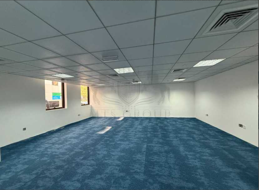 Half Floor Offices | Prime Location | DIP
