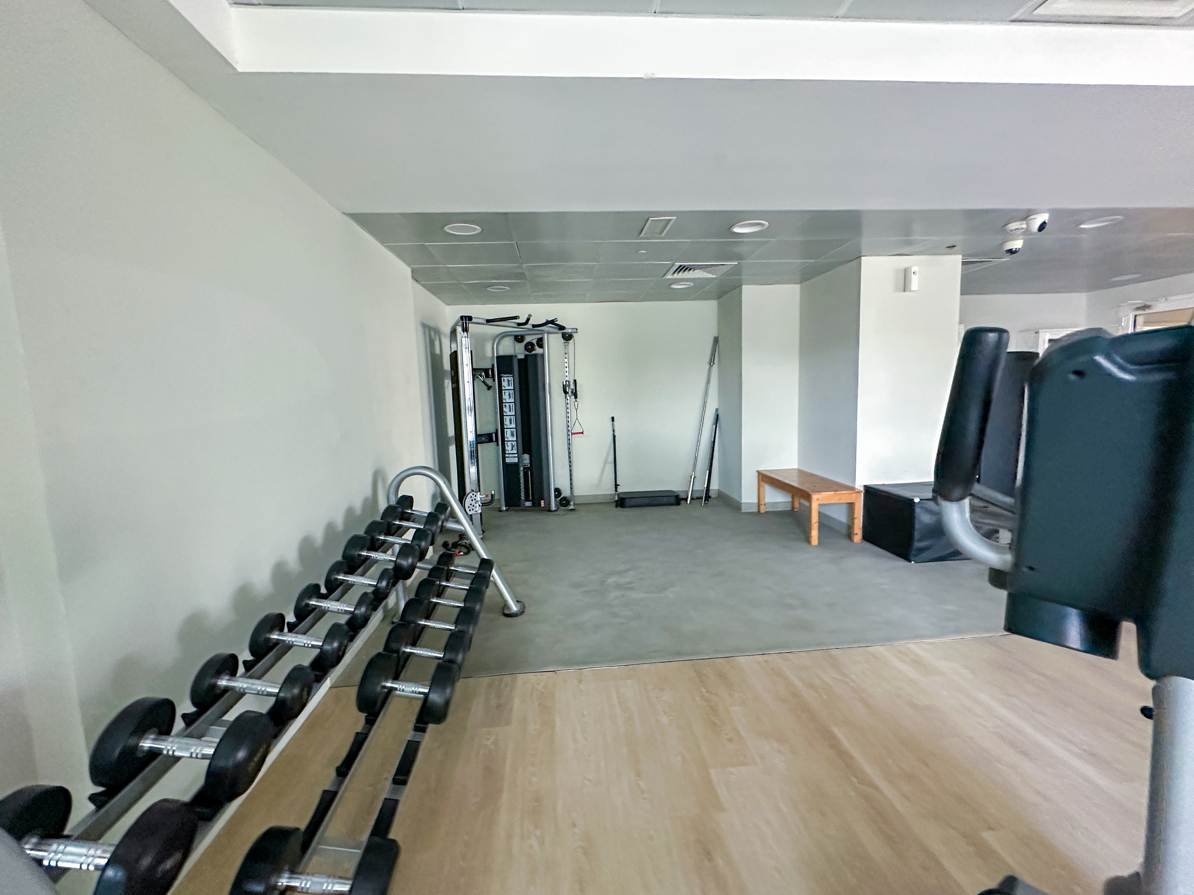 Studio with balcony Al Jaddaf | Near Metro | canal view | Ideal for Airport & Business Bay Staff