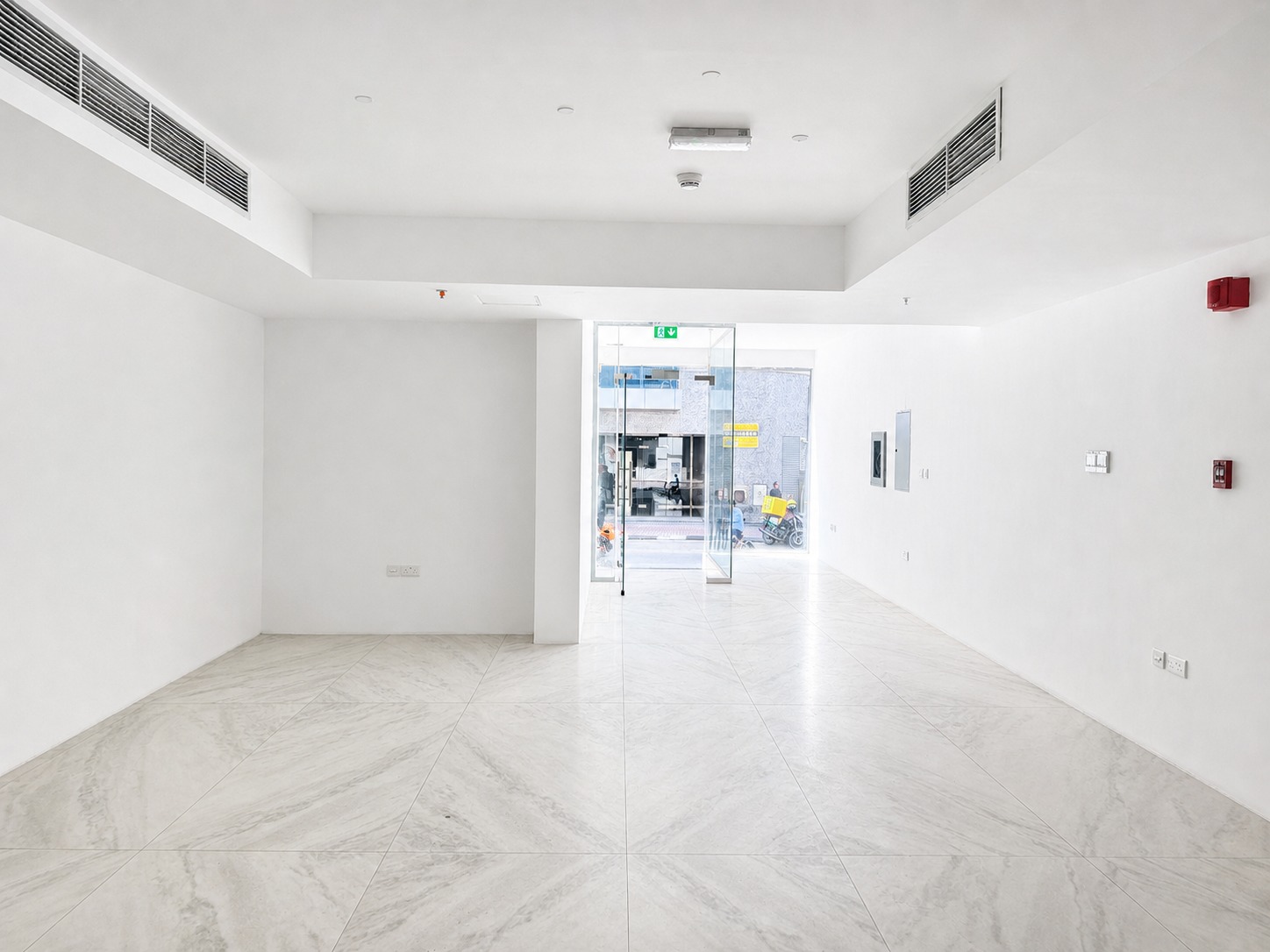 Prime Shop | High Visibility | Ready to Move