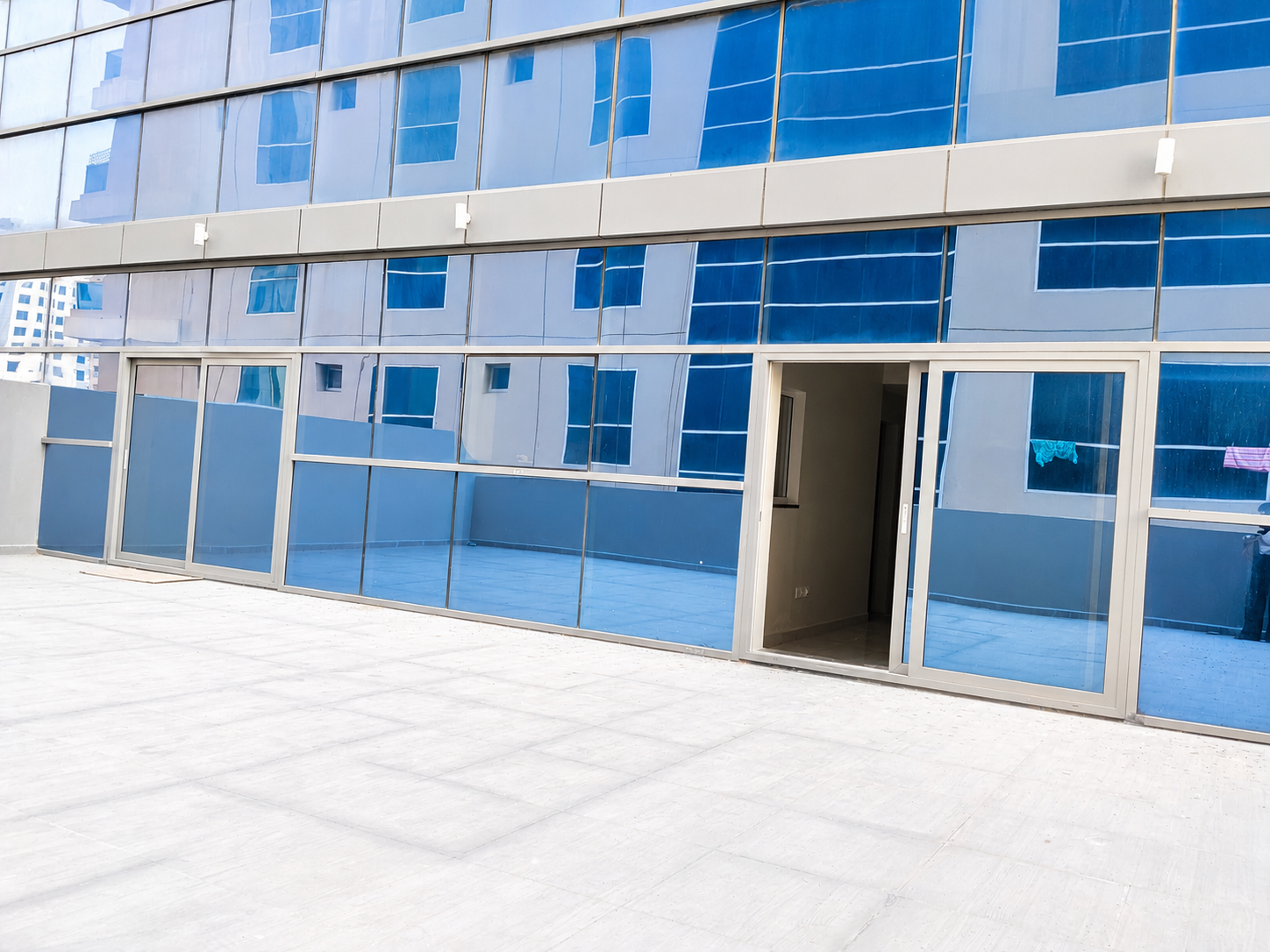 1 BHK | Huge 833 Sq. Ft. Private Terrace | Only AED 60K
