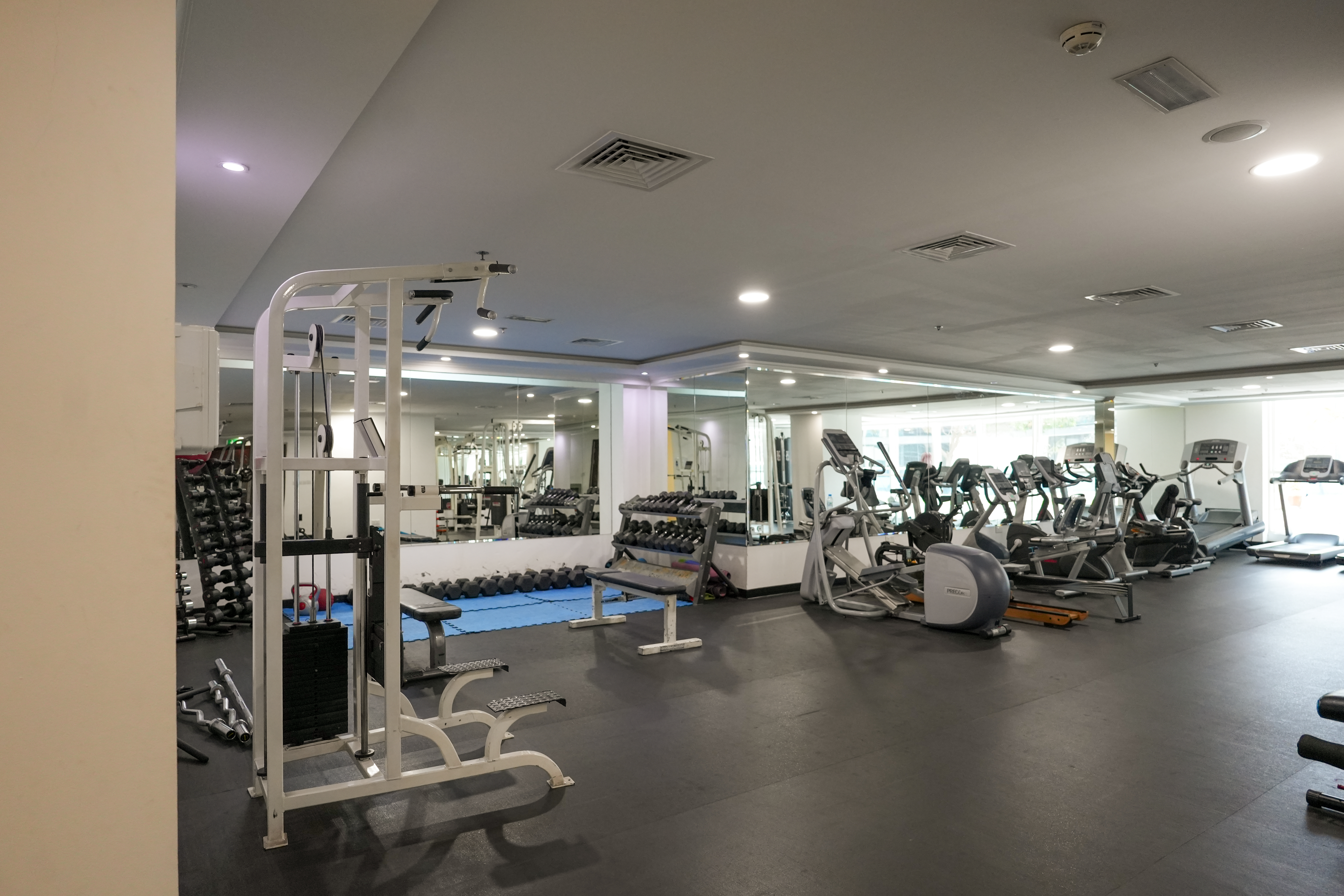 Spacious Kitchen | Prime Business Bay Location | Burj Khalifa View