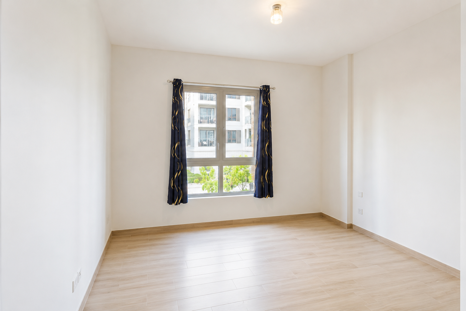 Prime Location | Spacious Layout | La Rive 2