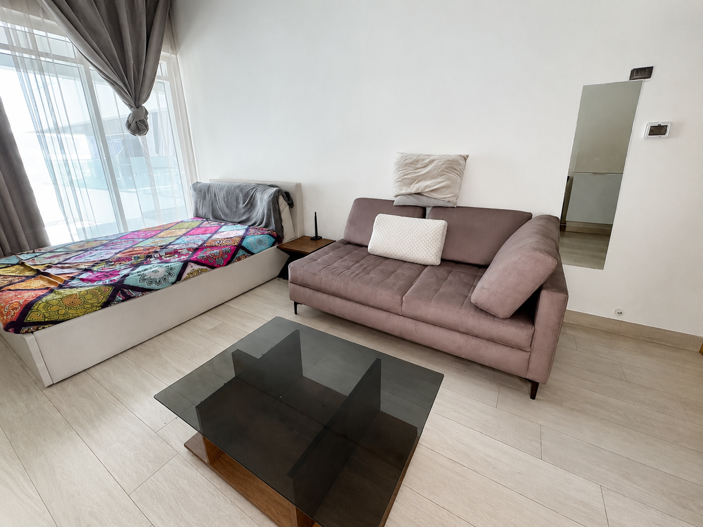 Studio in Al Jaddaf | Near Metro | Ideal for Airport & Business Bay Staff