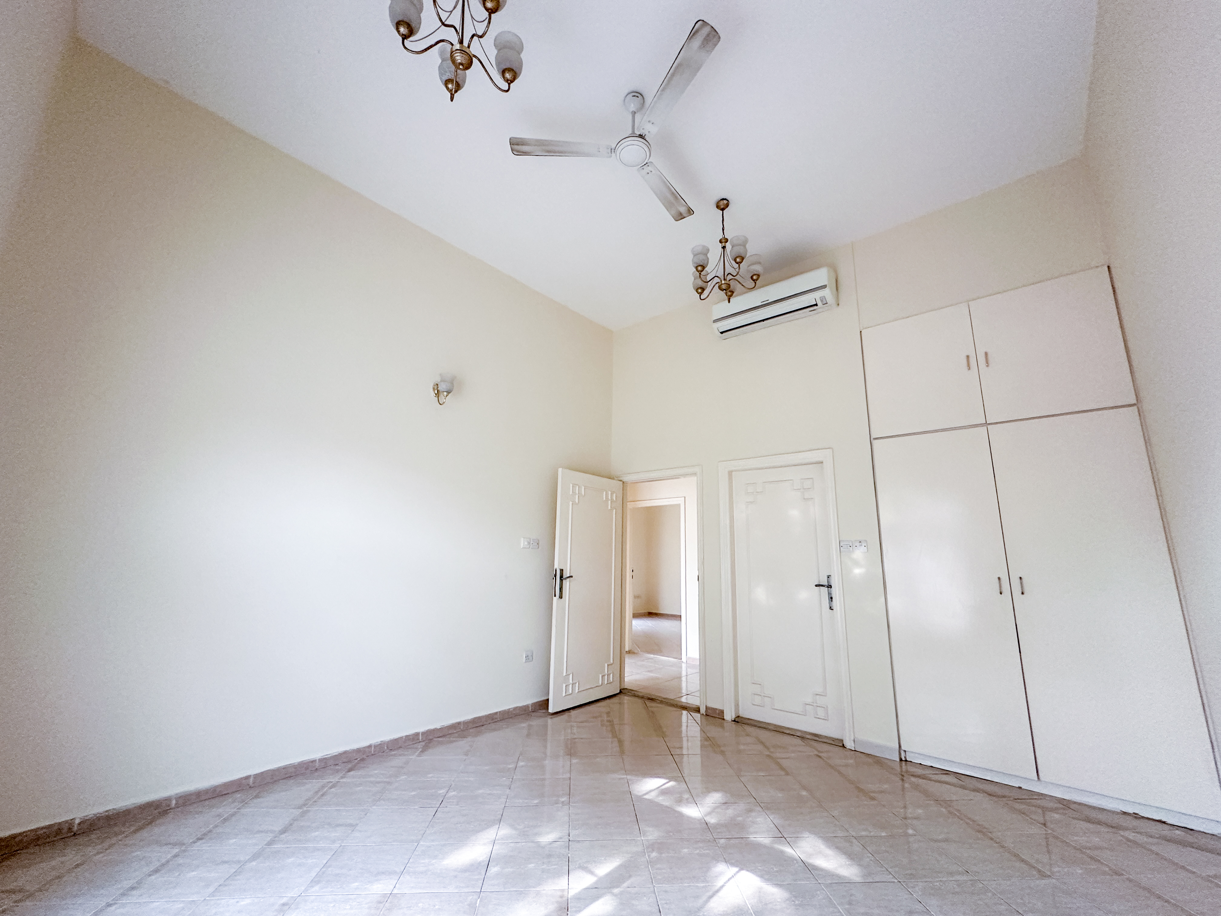 Spacious Villa | Family-Friendly Community | Prime Mirdif Location