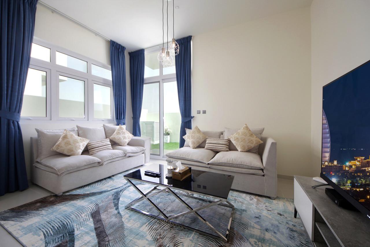 Corner unit | Single Row | Spacious layout