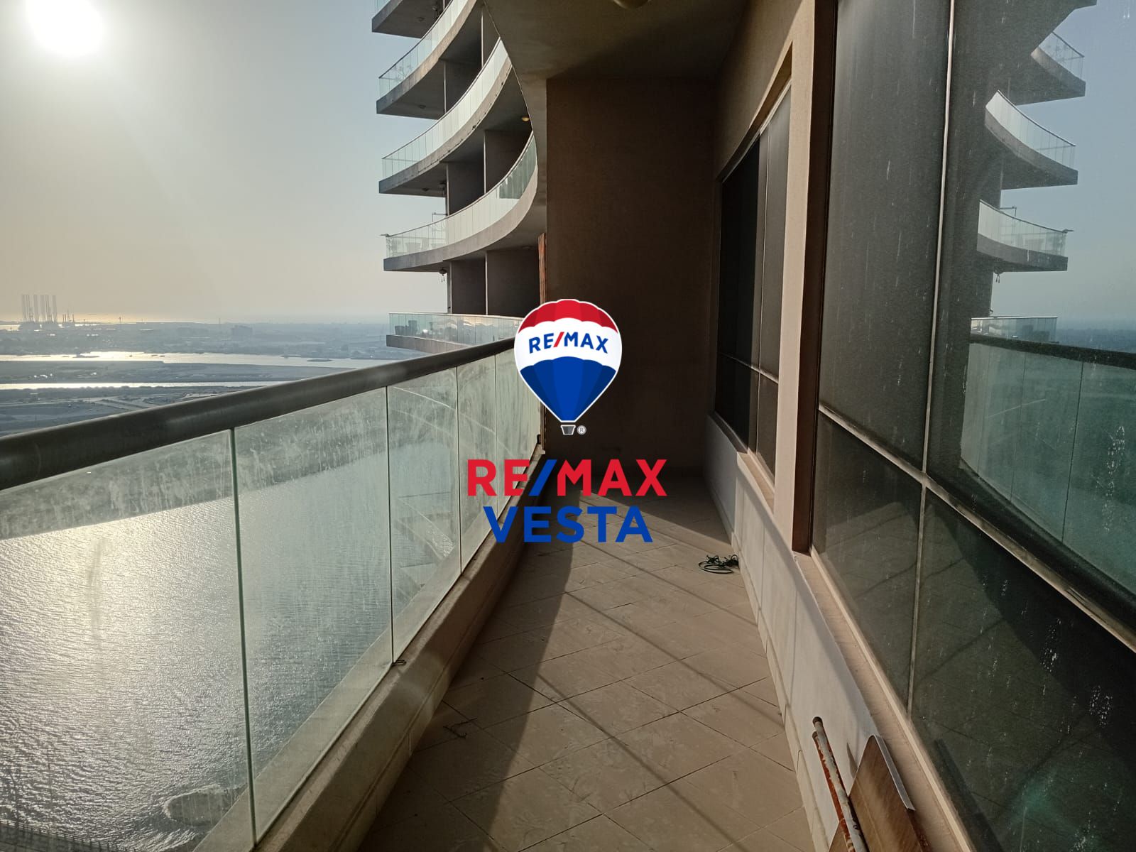 Ready to Move in | Sea and mangrove views | Premium Amenities
