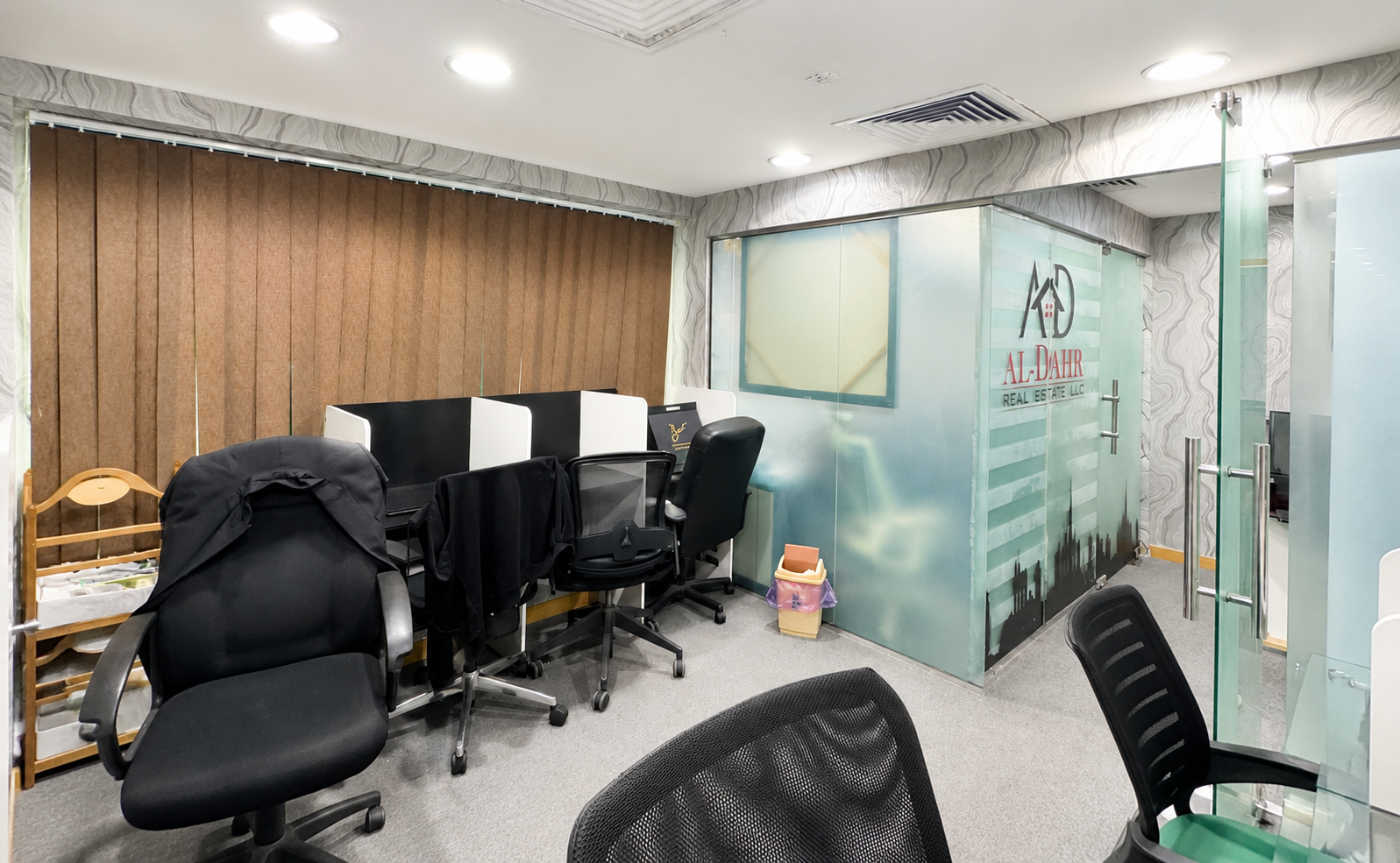 500 SQFT | Fully Furnished | Fitted Office | Ready to Move | Walkable from Metro Station