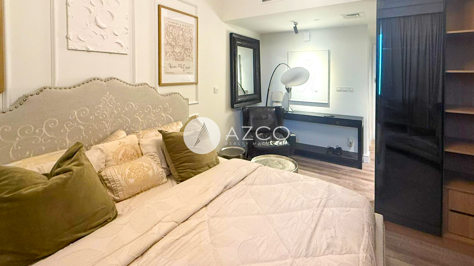 Furnished Studio| On High Floor| Ready to Move-in