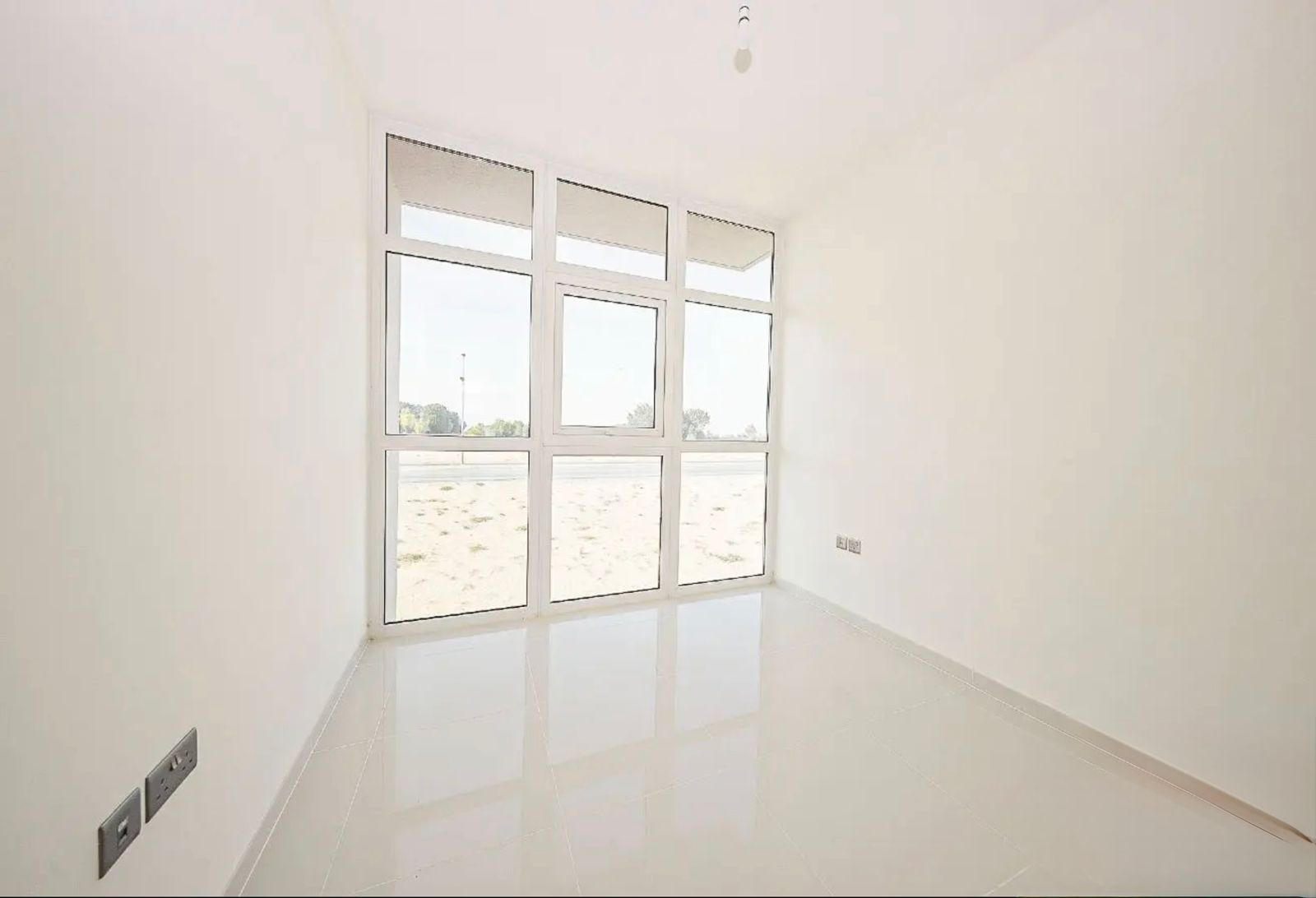 End Unit | Large Plot | Single Row