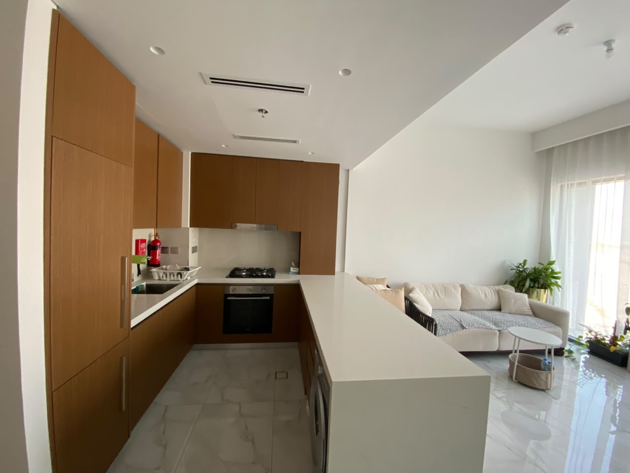 VACANT | PRIME LOCATION | FULLY FURNISHED · image 3