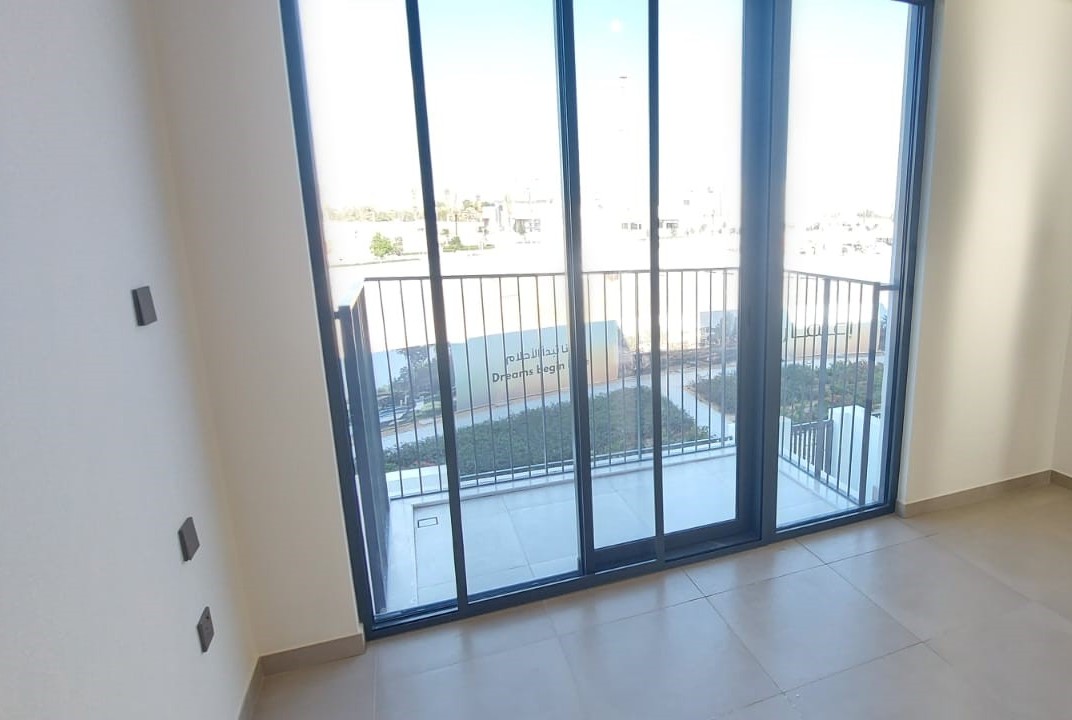 Specious layout | Close to amenities | Maid's room