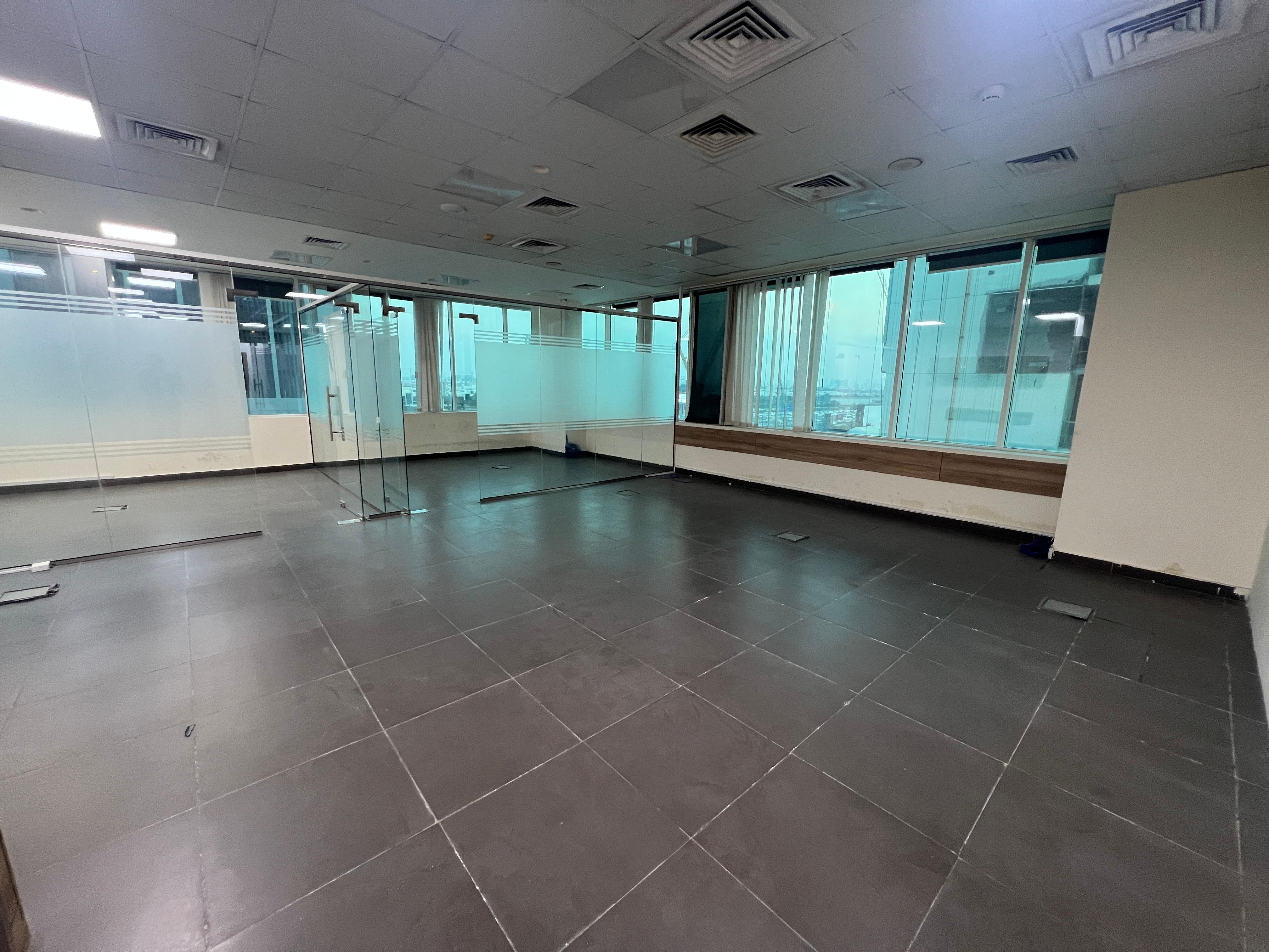 Vibrant Office | Canal View | Ready to Move-in