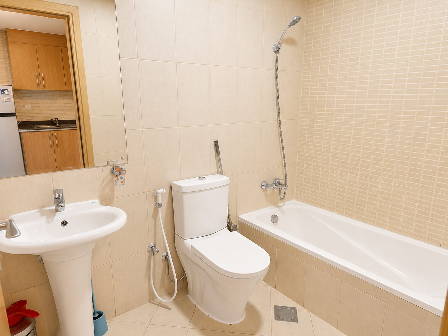 Modern Studio | Spacious Layout | Lincoln Park B