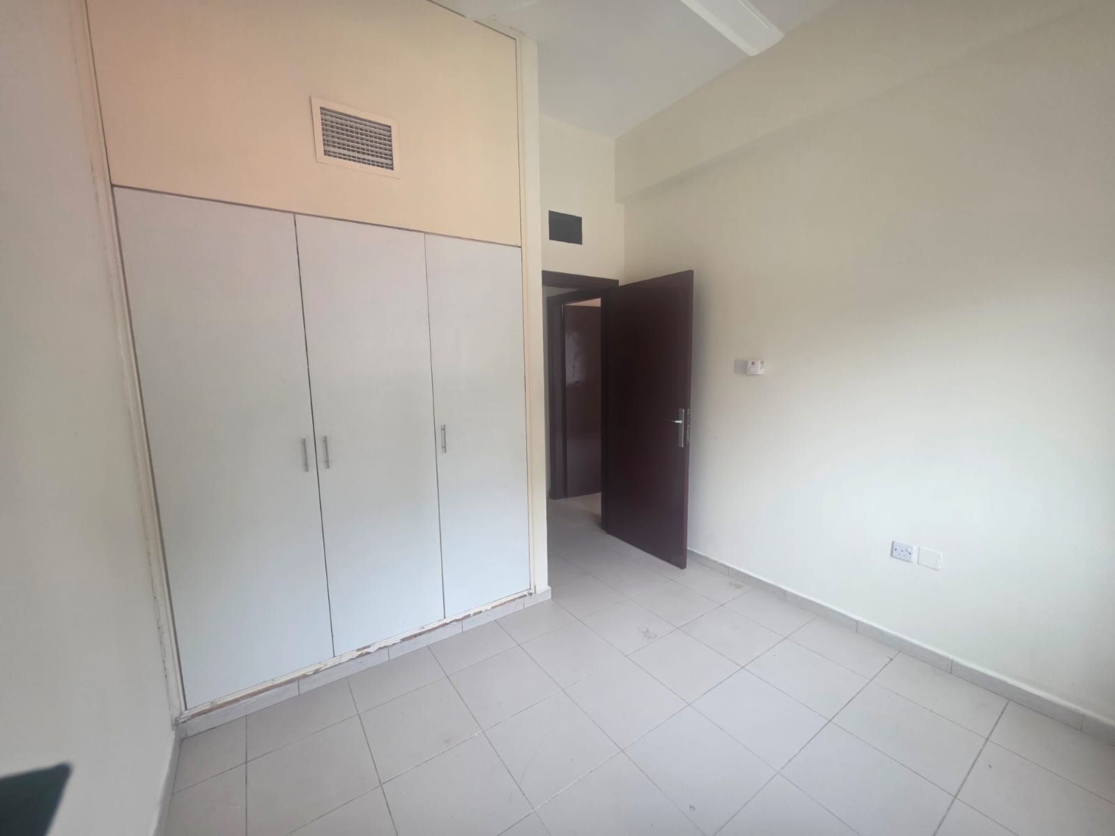 Spacious Layout | Big balcony | Near Bus Stop