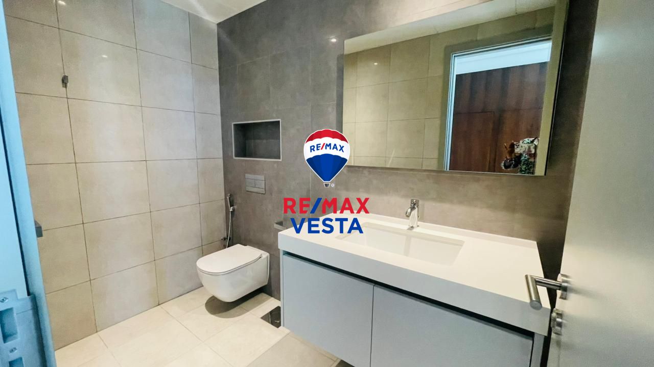 Mid Floor | Canal View | Balcony | Ample Layout | Amenities