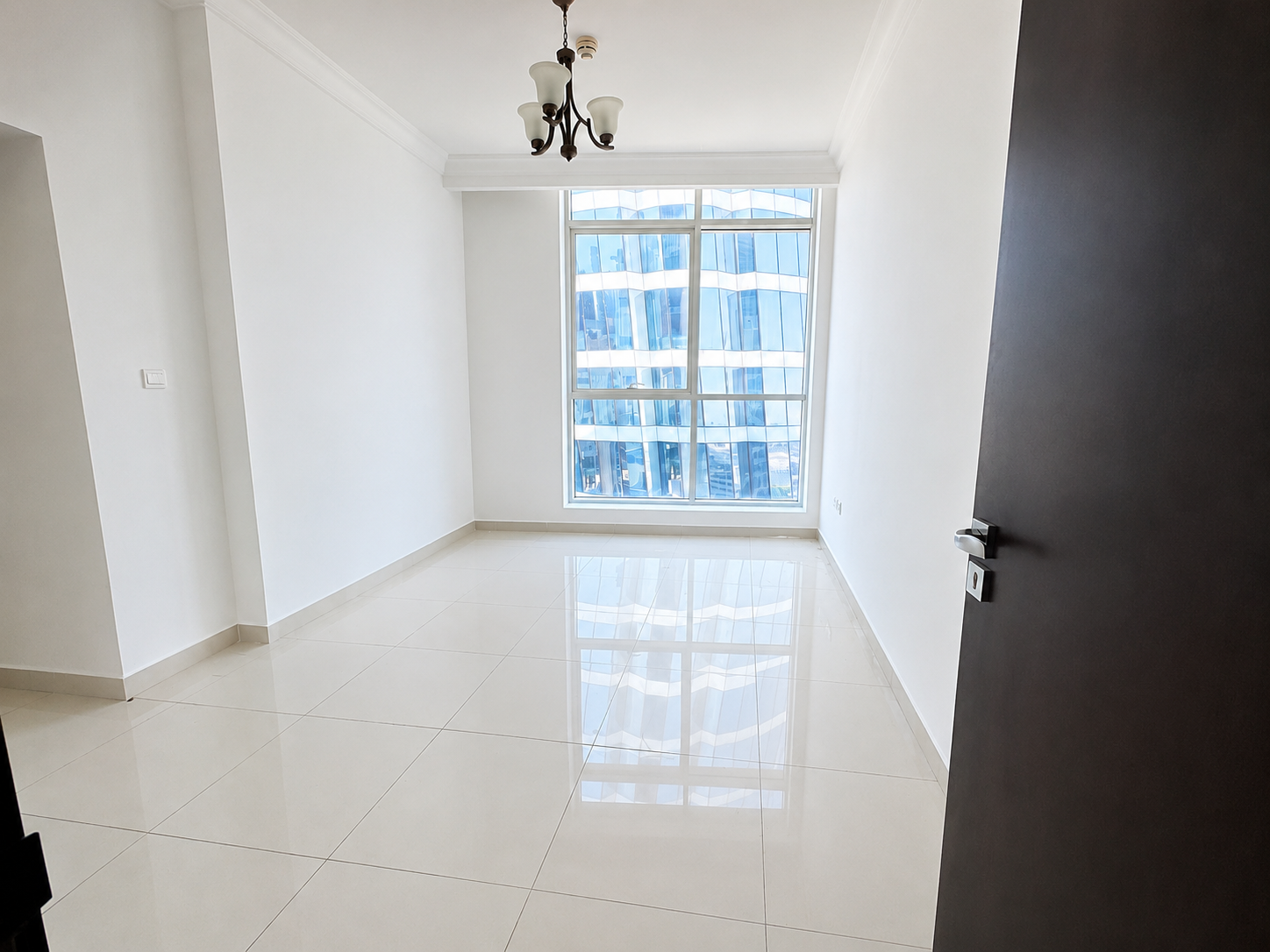 Elegant Apartment | Balcony | Stunning Canal Views