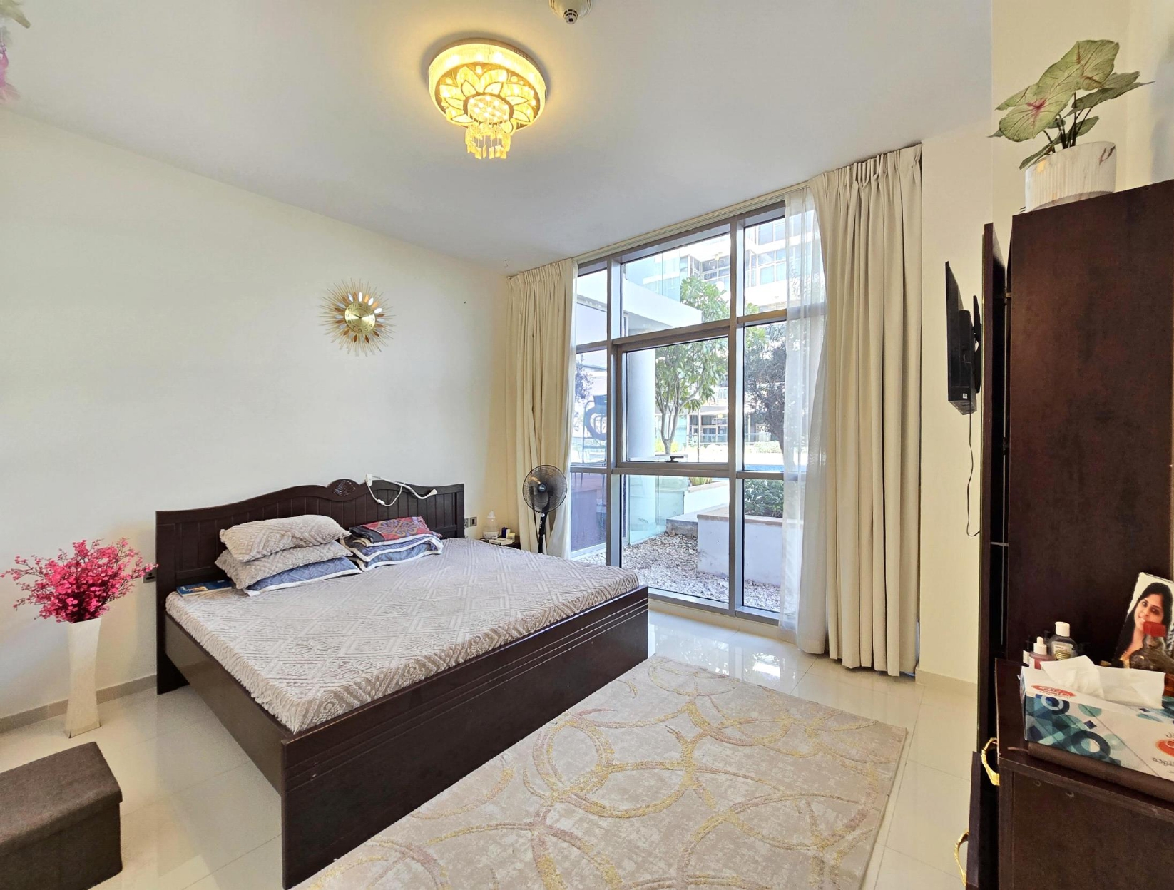 Furnished | Spacious Layout | Prime Investment · صورة 7