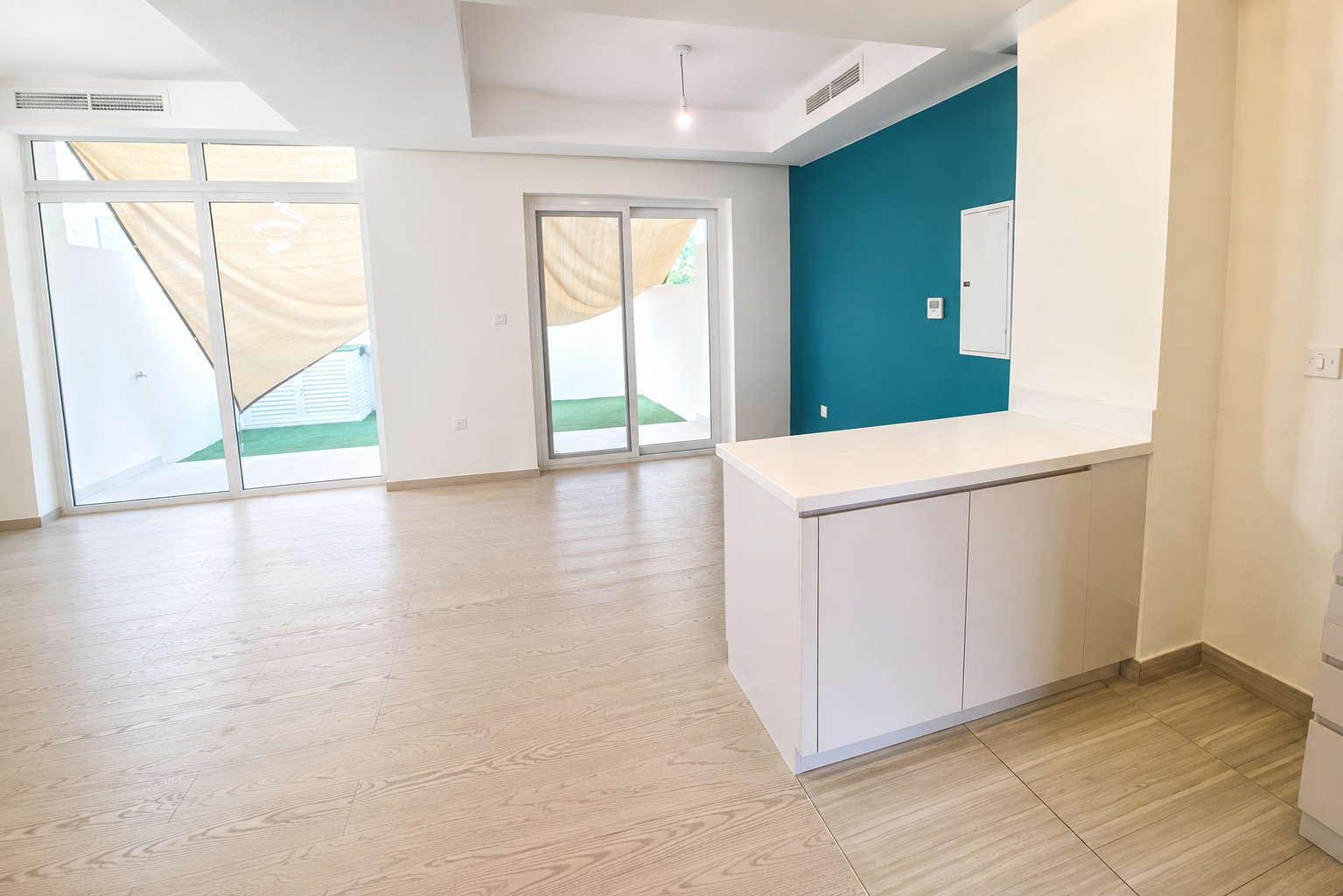 Single-Row | Middle Unit | Ready to Move