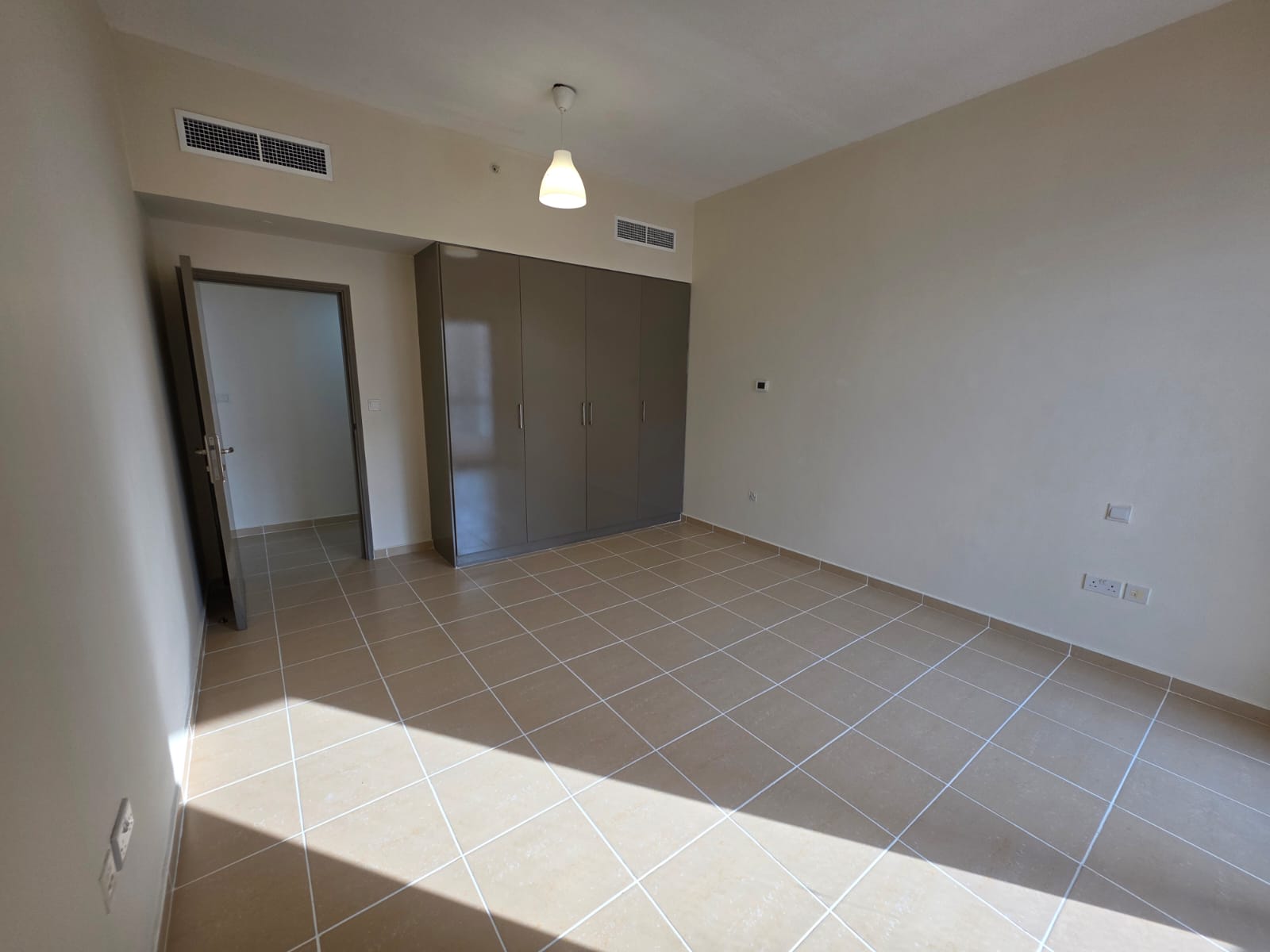 Marina & Palm View | High Floor | Next to Tram