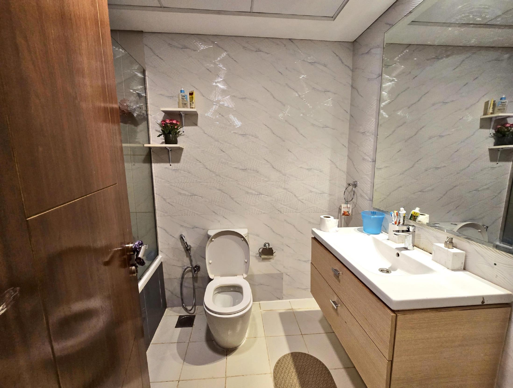 Furnished | Spacious Layout | Prime Investment · صورة 8