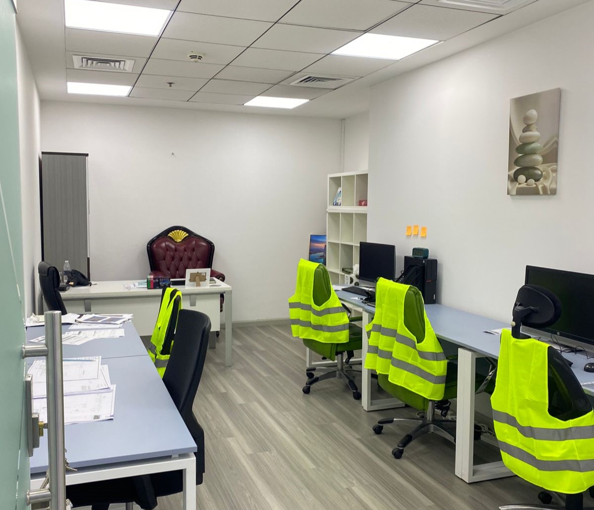 Ready Workspace | 240 Sq Ft | Sheikh Zayed Road | Business Center