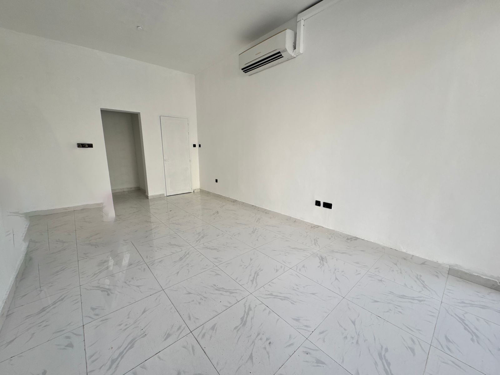Commercial Shop | For Rent at Al Karama