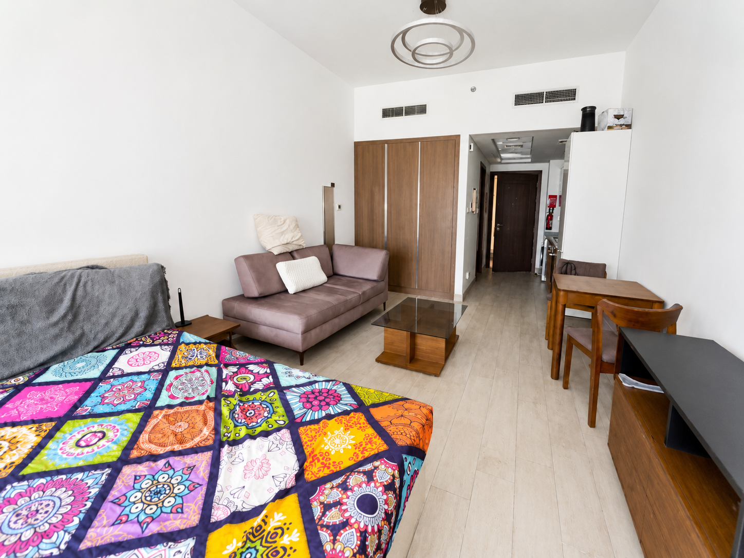Studio in Al Jaddaf | Near Metro | Ideal for Airport & Business Bay Staff