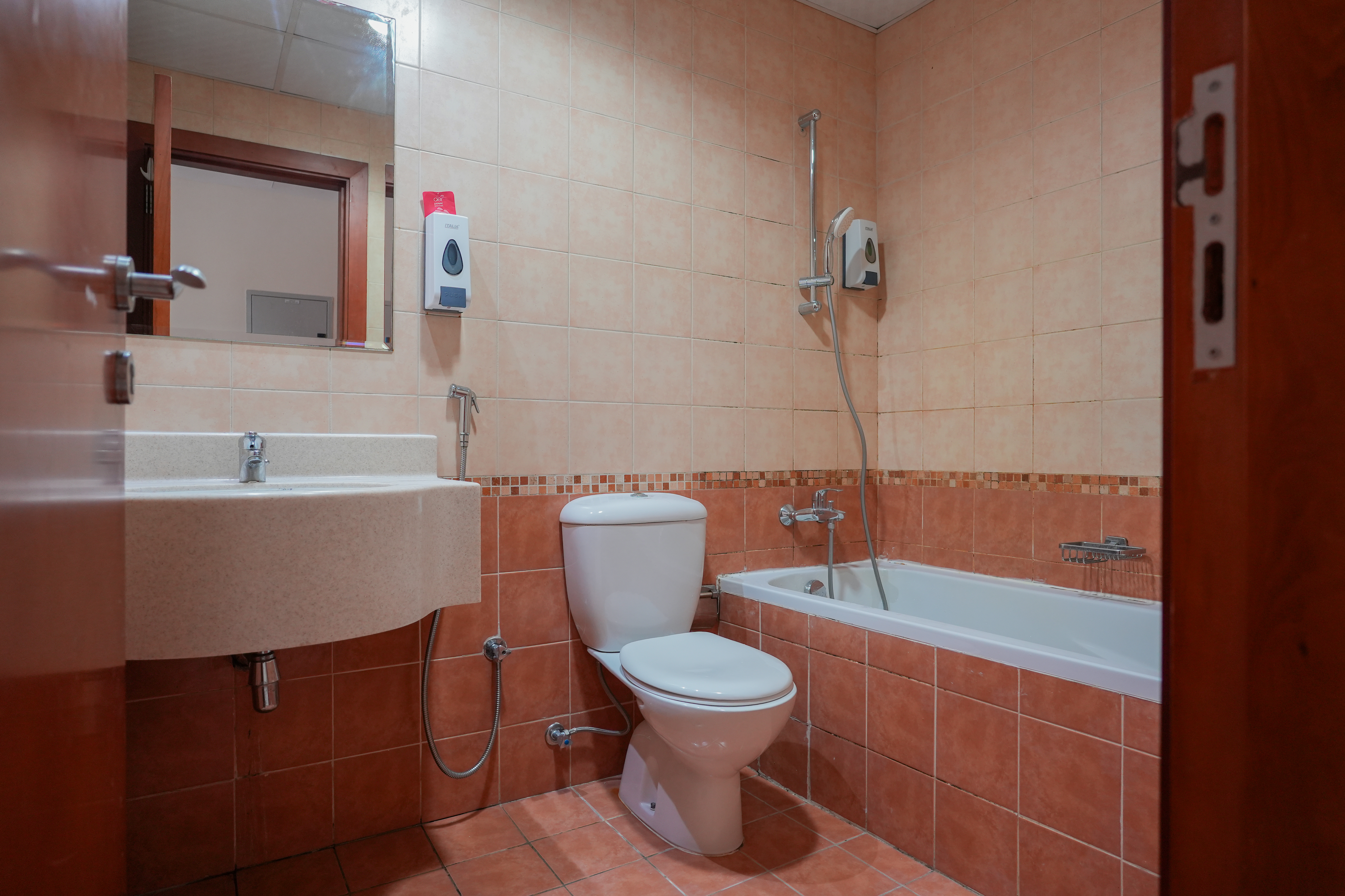 Furnished | Marina View | Near Metro