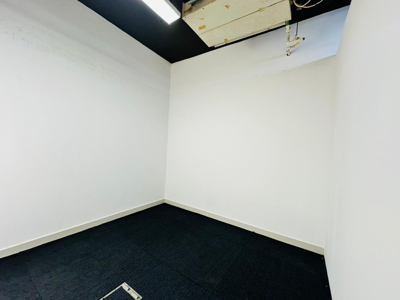 Spacious Office | DEWA & Chiller Included | DIP | Ready to Move in