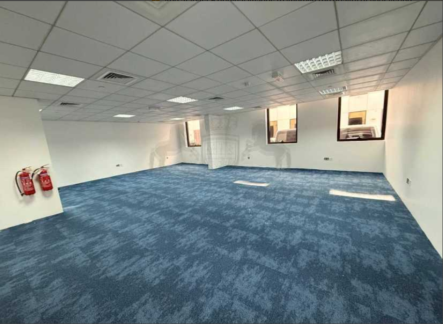 Half Floor Offices | Prime Location | DIP