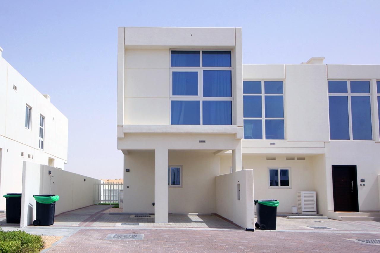Corner unit | Single Row | Spacious layout