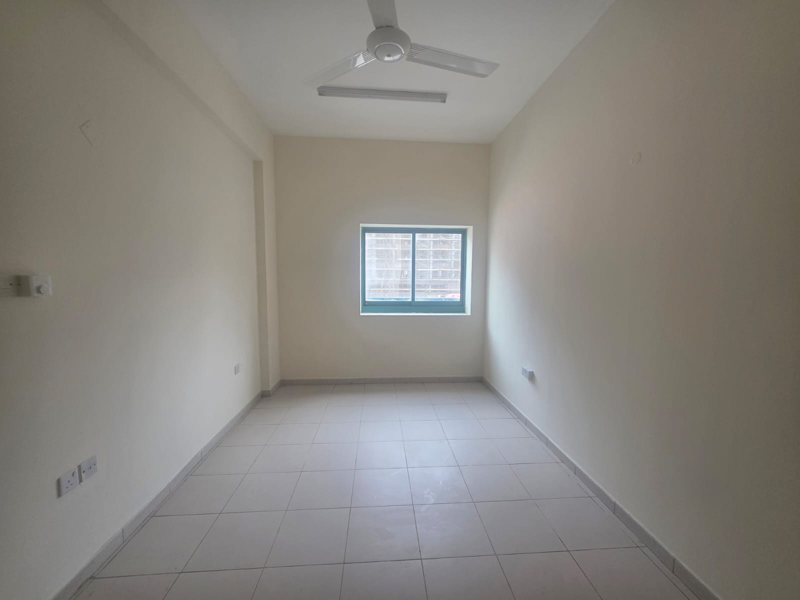 Spacious Layout | Big balcony | Near Bus Stop