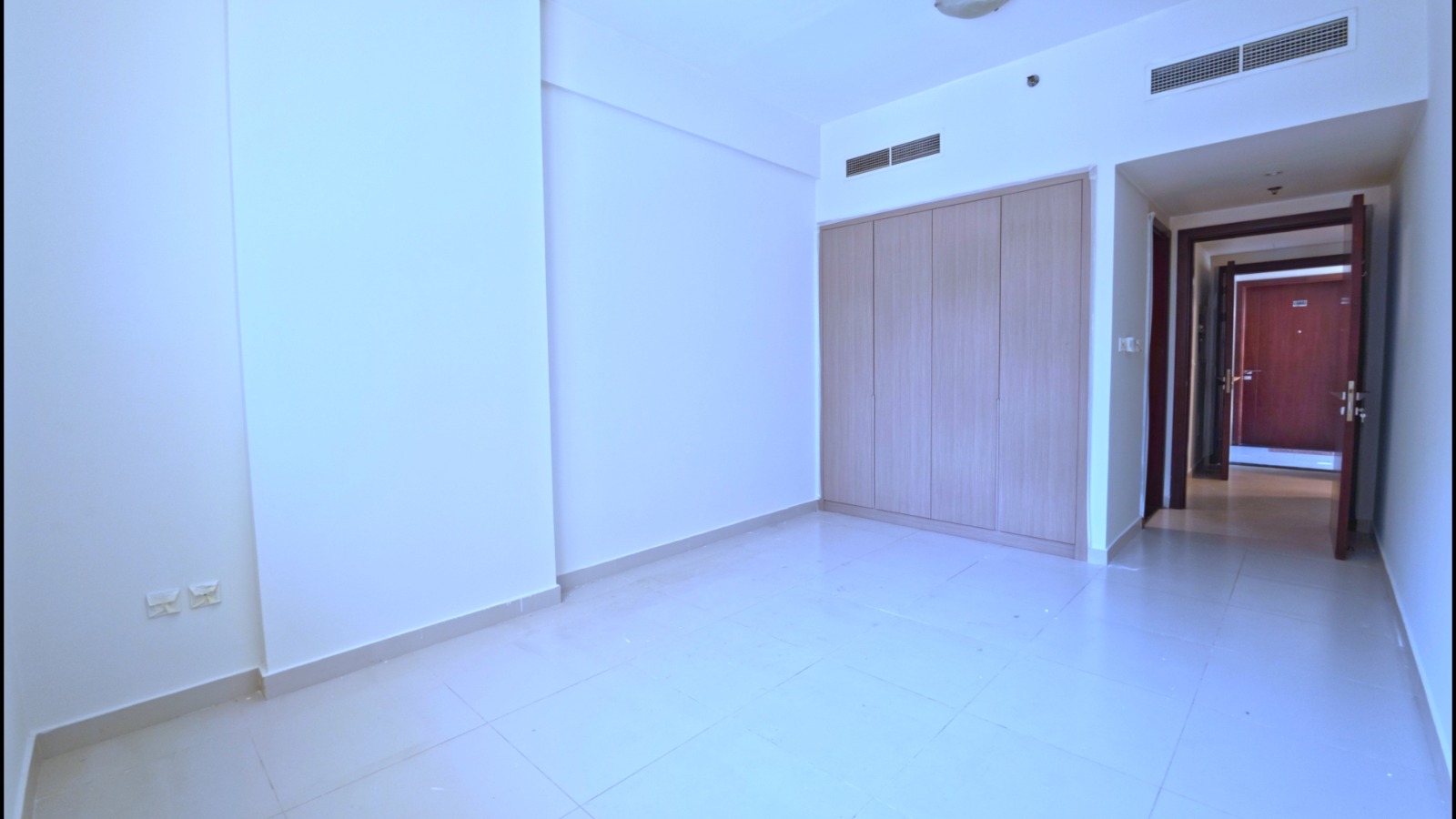 Bright 1BR | Unfurnished | Well Maintained | Ready to Move In